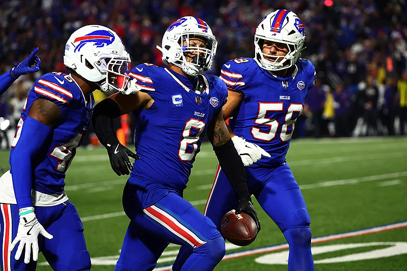 National Football League Buffalo Bills vs Baltimore Ravens match photos: Terrel Bernard
