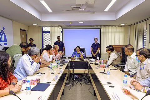 Rekha Gupta inspects IHBAS hospital