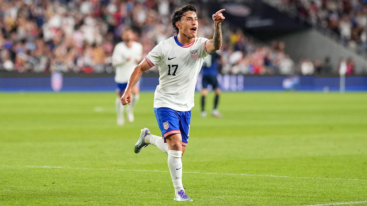 | Photo: AP/Jeff Dean : United States' Alejandro Zendejas reacts after scoring during the first half of a friendly soccer match against Japan, Tuesday, Sept. 9, 2025, in Columbus, Ohio.