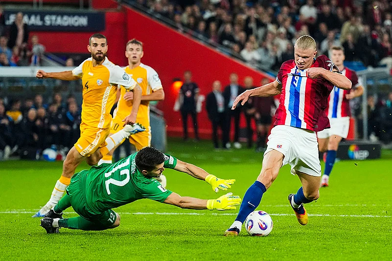 FIFA World Cup Qualifier: Moldova vs Norway
