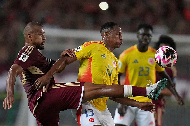 FIFA World Cup CONMEBOL qualifying soccer match Venezuela vs Colombia_Salomon Rondon