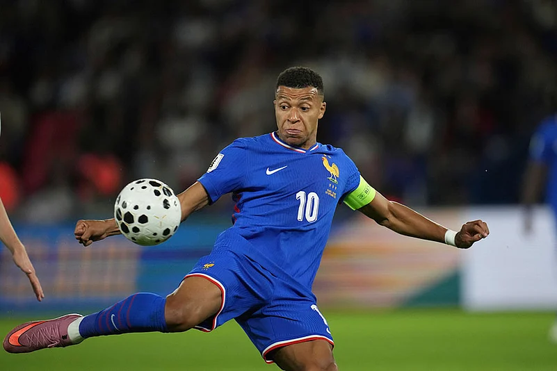 FIFA World Cup Qualifying Europe: France vs Iceland