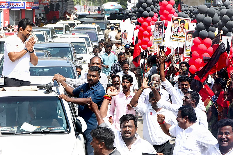 Udhayanidhi Stalin pays tribute to Immanuel Sekaran