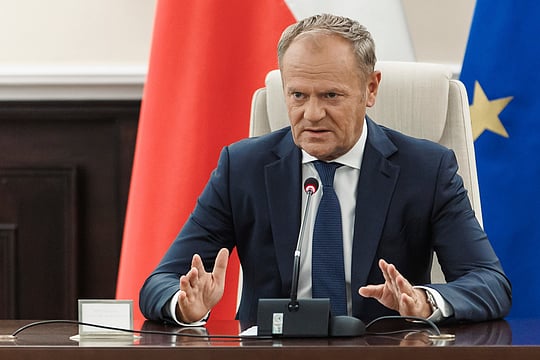 Poland Downs Russian Drones, Closes Airports Amid Escalating Tensions