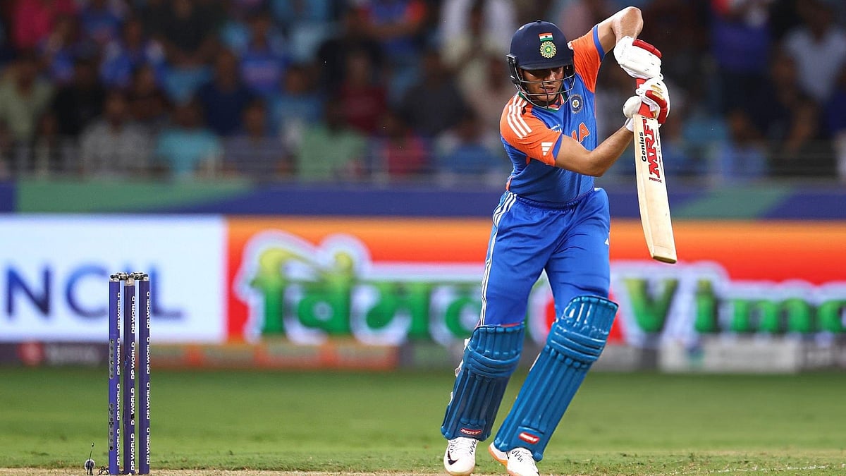 India Vs UAE, Asia Cup 2025: Shubman Gill’s Post-Match Hug Turns Win Into Heartwarming Reunion - Pic