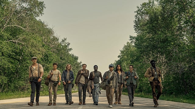 The Long Walk Review | A Twisted Road-Bromance With A Strong Socio-Political Commentary 