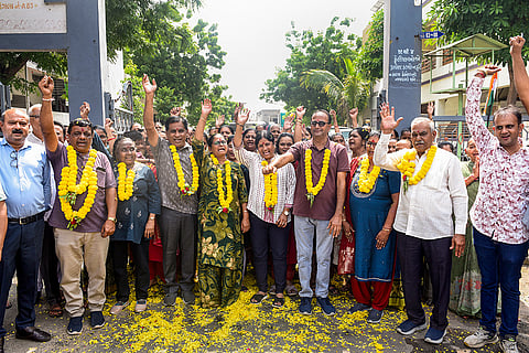 Stranded Gujaratis return home from Nepal