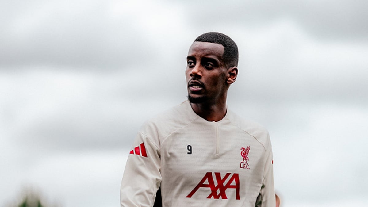 Alexander Isak in training