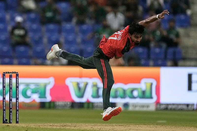 Ban Vs HK Asia Cup Cricket 2025, T20 Match 3 photos_Tanzim Hasan Sakib