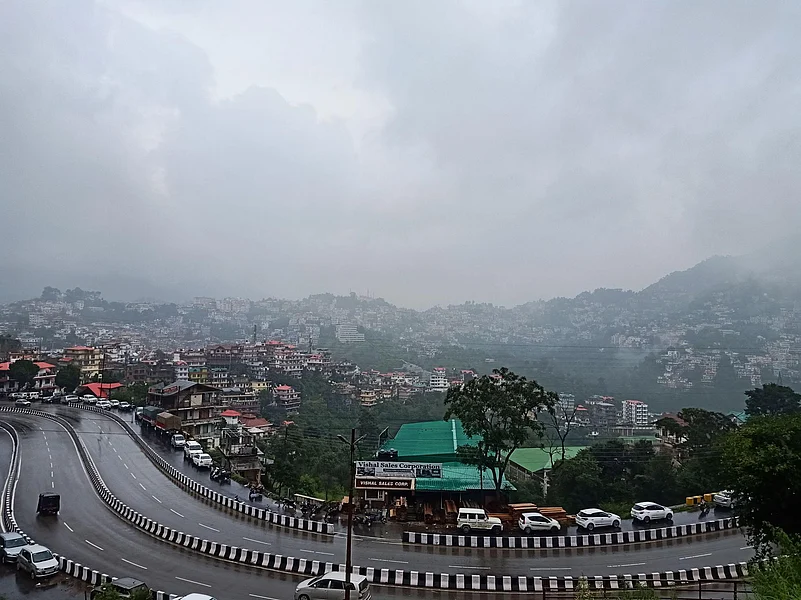 A breathtaking view of the settlements of Solan, Himachal Pradesh.