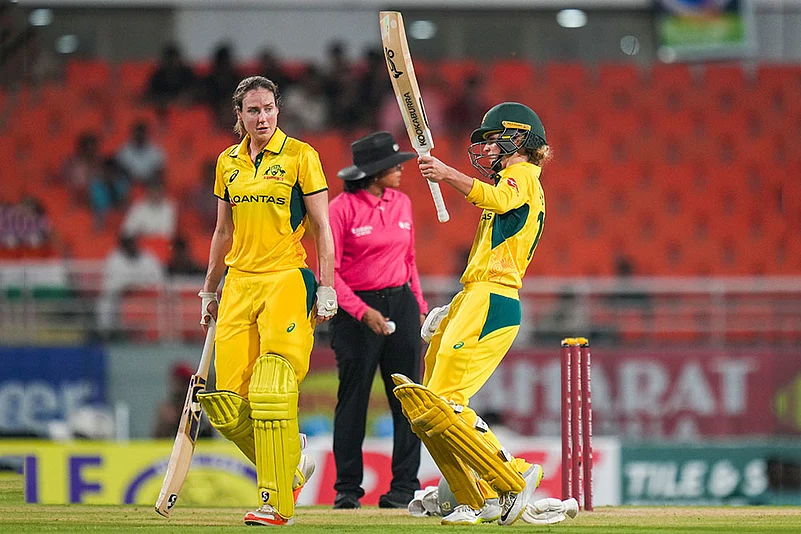 AUS W vs IND W: 1st ODI
