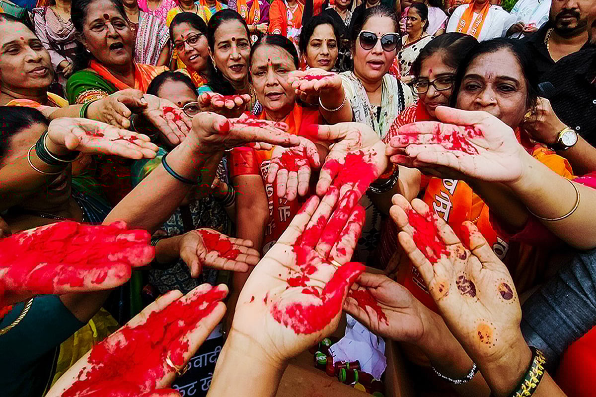 Protest against Ind-Pak cricket match