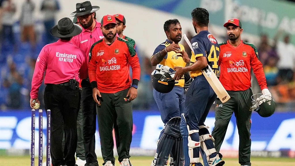 | Photo: AP/Altaf Qadri : Sri Lanka vs Bangladesh 5th Match