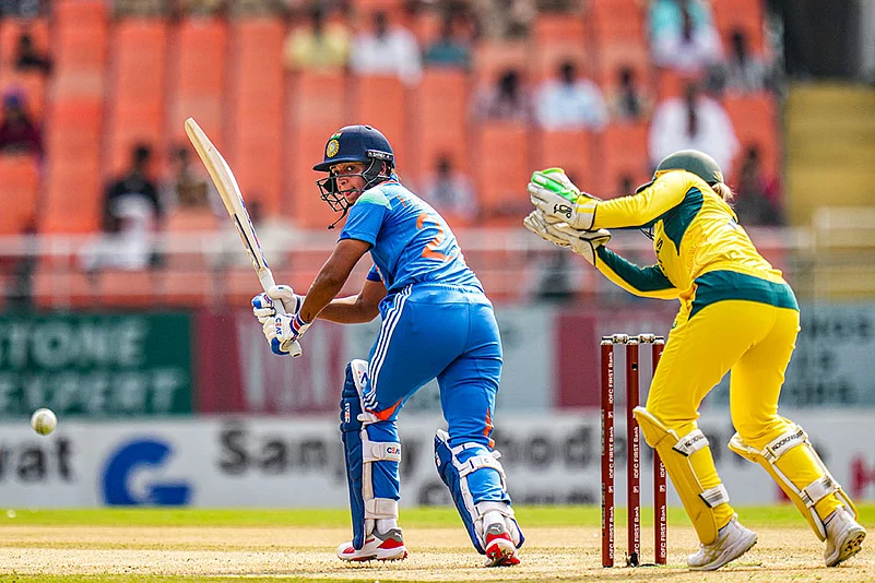 AUS W vs IND W: 2nd ODI