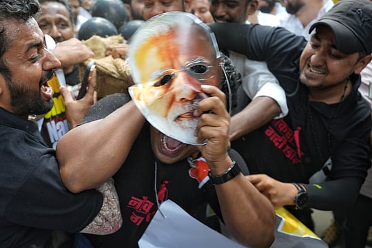 Broken Tables, Splintered Promises: Youth Congress ‘Celebrates’ Modi B’Day In Its Own Way