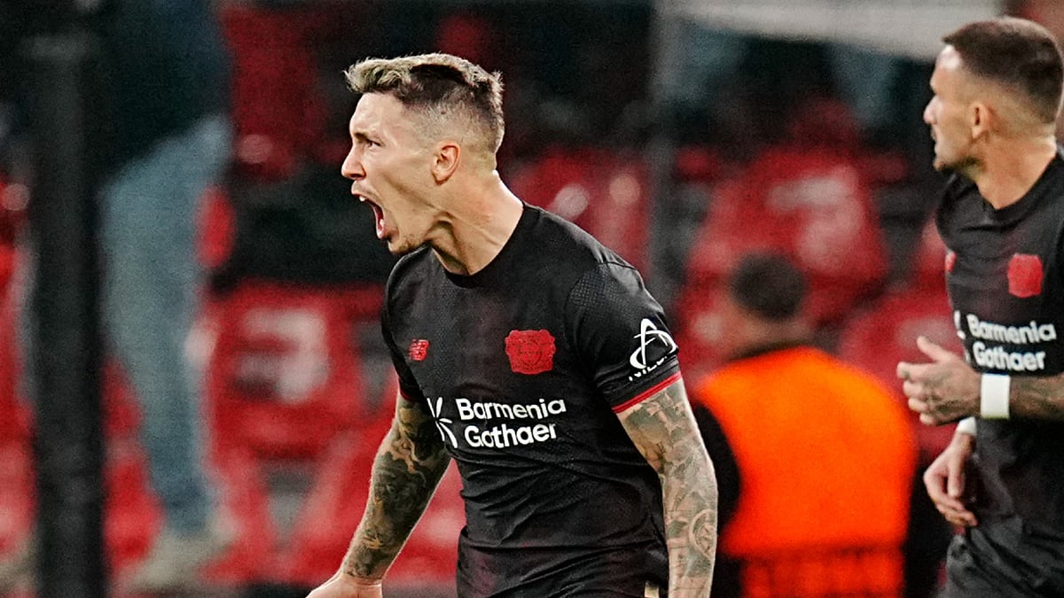 Alex Grimaldo celebrates his free-kick goal