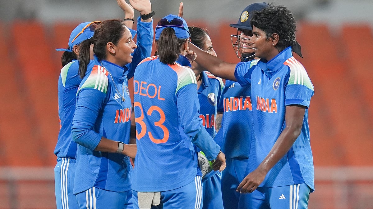 | Photo: X/BCCIWomen : Arundhati Reddy celebrates the wicket of Annabel Sutherland during India's second ODI match against Australia in Mullanpur.