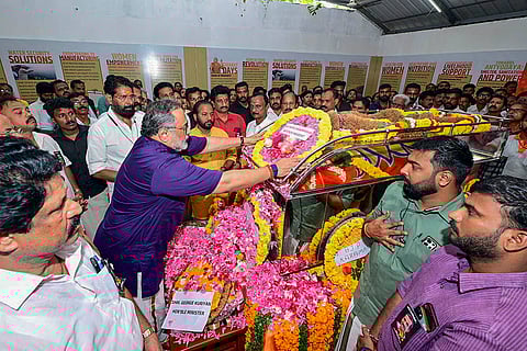 Rajeev Chandrasekhar pays tribute to K Anil Kumar