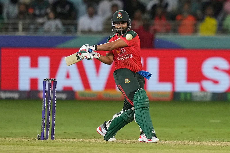 Asia Cup 2025 Super Four T20 match Sri Lanka Vs Bangladesh photos_Shamim Hossain