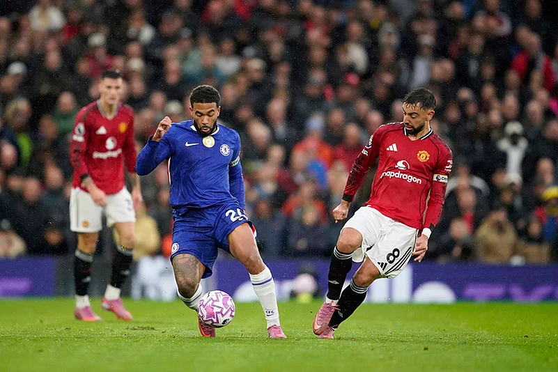 English Premier League 2025-26 Manchester United vs Chelsea EPL Soccer photos: Reece James