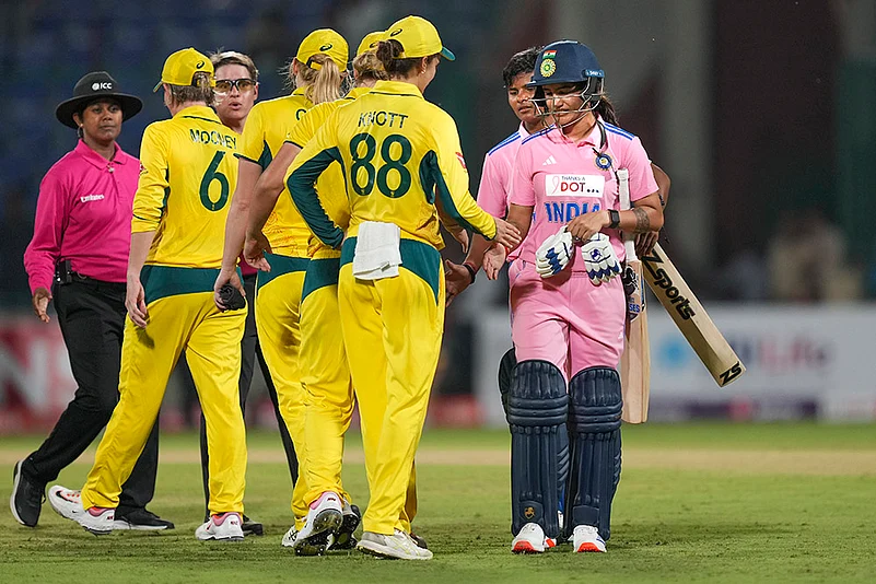 Australia Women vs India Women 3rd ODI Cricket match photos_Kranti Goud, Renuka Singh