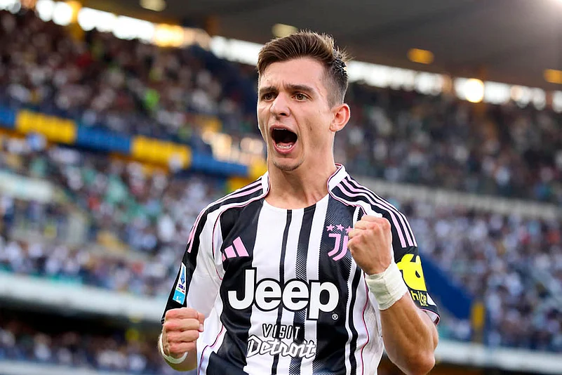 Italy Soccer Serie A 2025-26 Hellas Verona vs Juventus match pics_Francisco Conceicao
