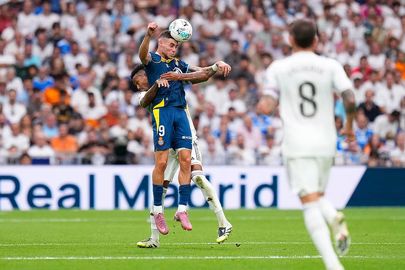 La Liga 2025-26 Real Madrid Vs Espanyol Football match photos_Eder Militao
