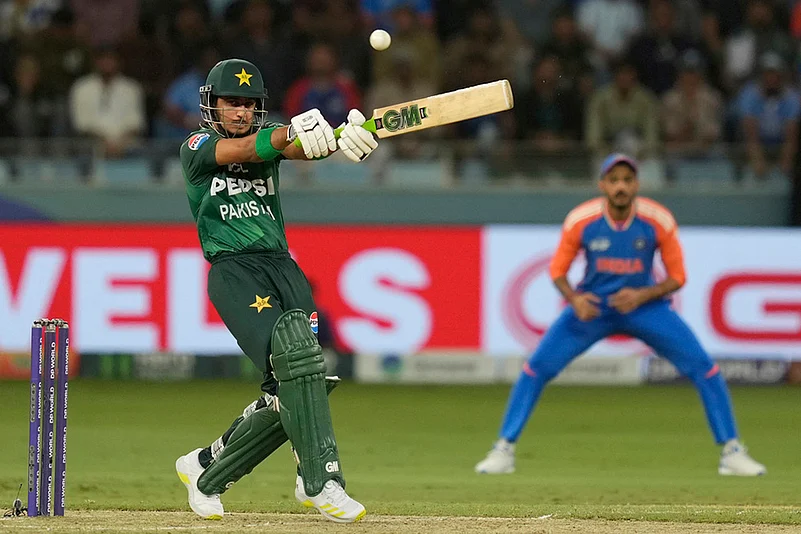 Asia Cup 2025 t20 Cricket Super Four match India vs Pakistan photo_Saim Ayub