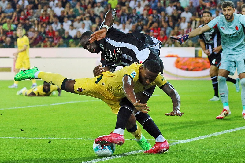 Italy Soccer Serie A 2025-26 Udinese Vs AC Milan match pics_Keinan Davis