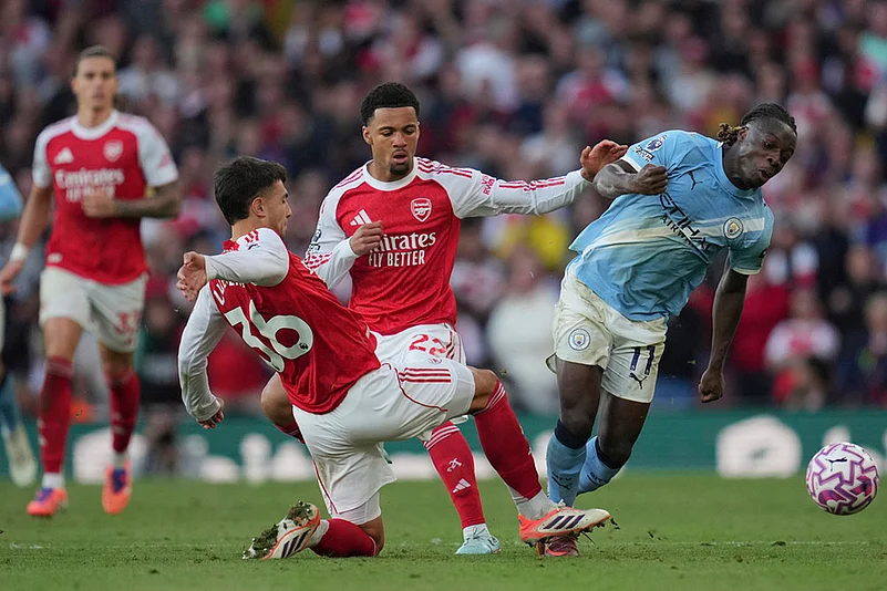 Britain soccer Premier League 2025-26 Arsenal Vs Manchester City match pics_Martin Zubimendi