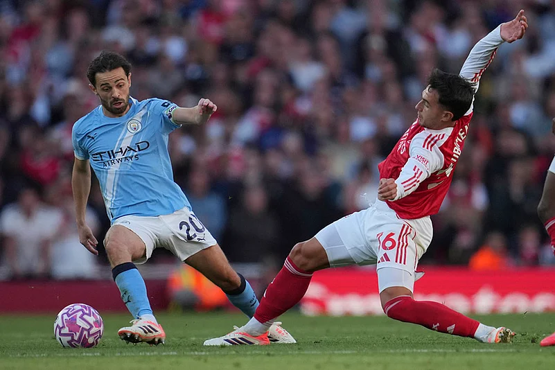 Britain soccer Premier League 2025-26 Arsenal Vs Manchester City match pics_Bernardo Silva