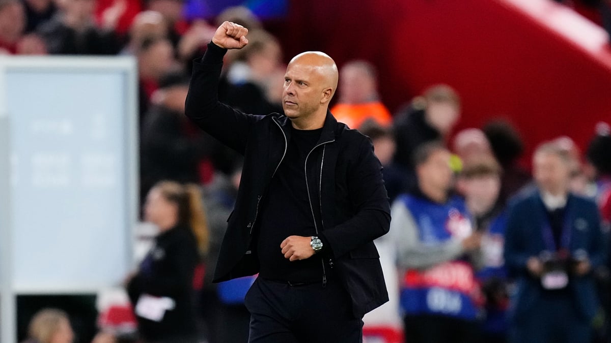 Liverpool manager Arne Slot