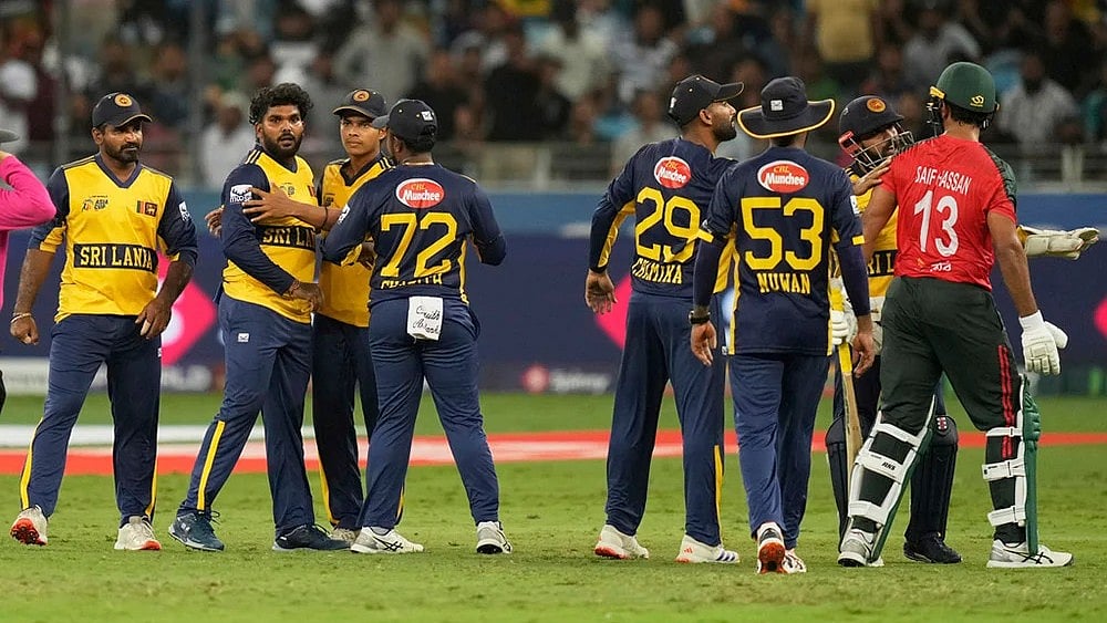 | Photo: AP/Altaf Qadri : PAK Vs SL, Asia Cup Super Four: Check Abu Dhabi weather forecast and Sheikh Zayed Stadium pitch report.