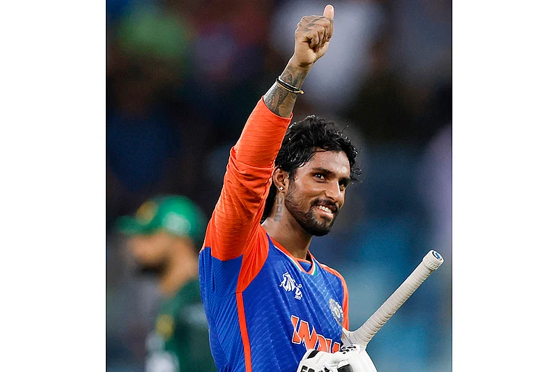 Asia Cup 2025 t20 Cricket Super Four match India vs Pakistan photo_ Tilak Varma