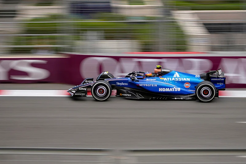 2025 Azerbaijan Formula One Grand Prix Auto race in Baku photos_Williams driver Carlos Sainz