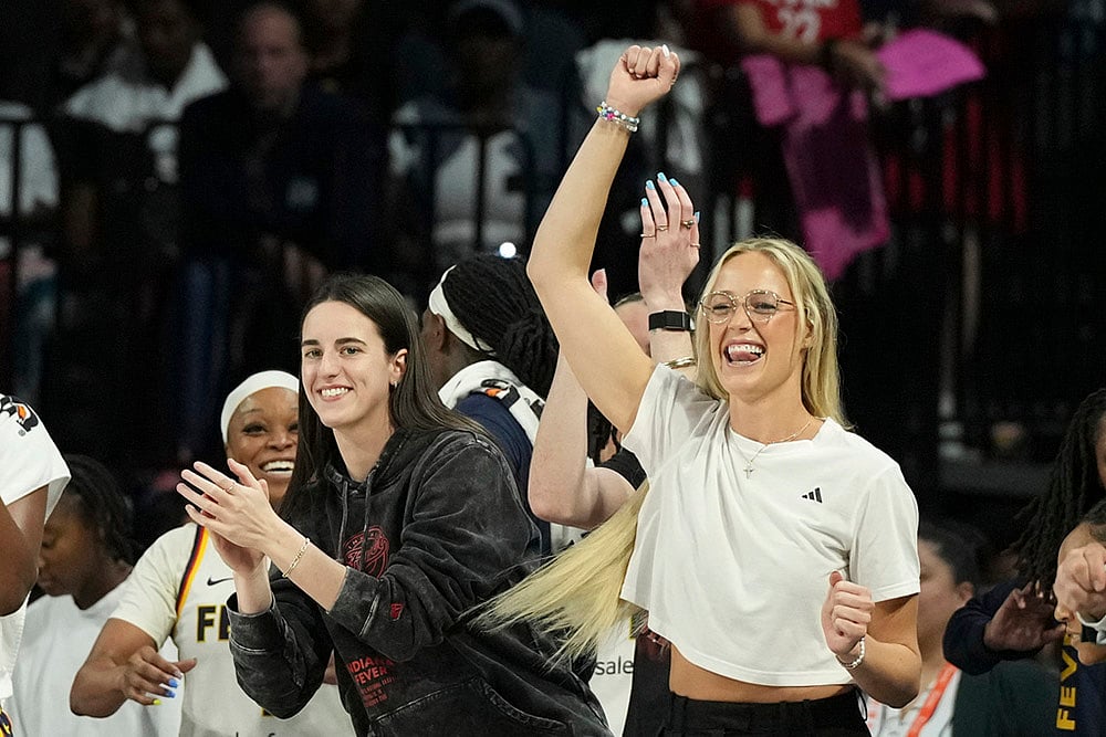 | Photo: AP/Candice Ward : WNBA Semifinals Playoffs: Indiana Fever vs Las Vegas Aces