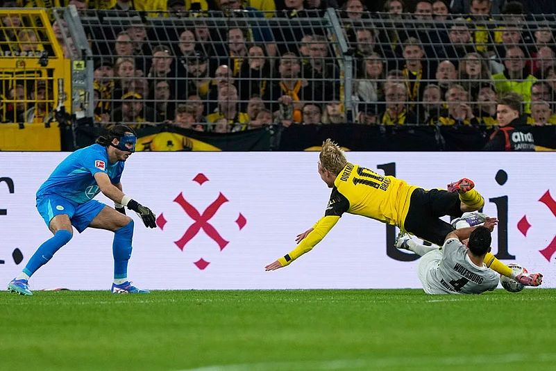 Bundesliga Soccer Match: Wolfsburg vs Borussia Dortmund