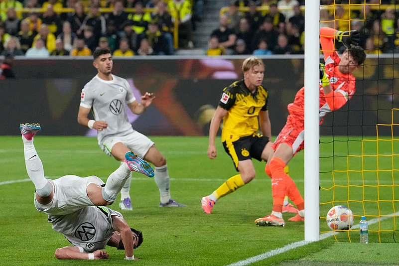 Germany Soccer Bundesliga: Wolfsburg vs Borussia Dortmund