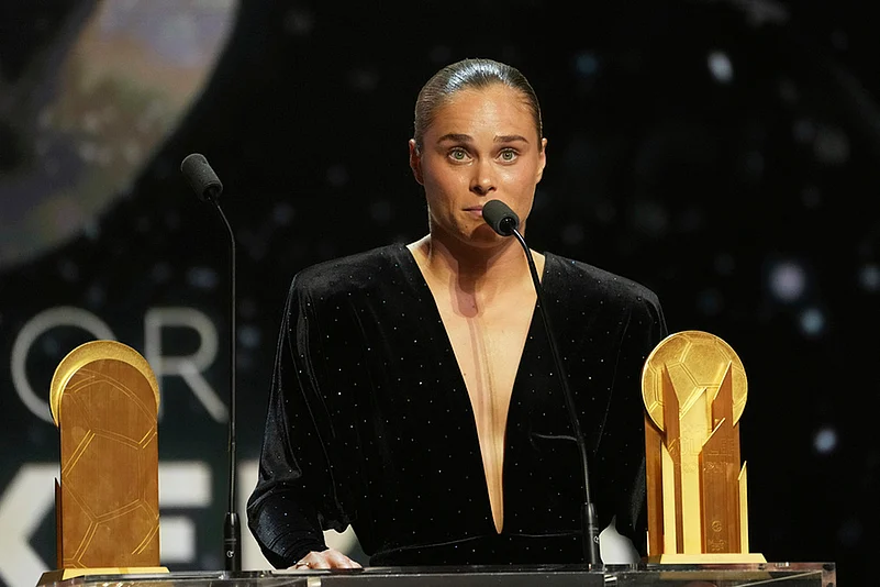 France Soccer Golden Ball Award _ 69th Ballon dOr awards ceremony photos_Ewa Pajor
