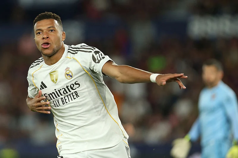 Spain soccer La Liga 2025-26 Levante UD Vs Real Madrid match pics_Kylian Mbappe