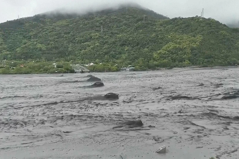Taiwan Asia Super Typhoon Ragasa