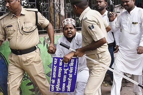 'Mukhyamantri Awas Gherao' protest in Patna
