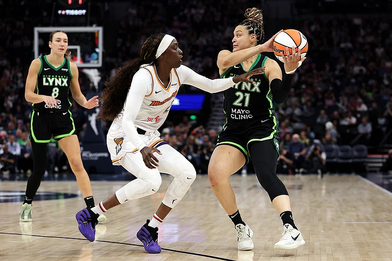 WNBA basketball playoff semifinals series game 2 Phoenix Mercury vs Minnesota Lynx_Kayla McBride