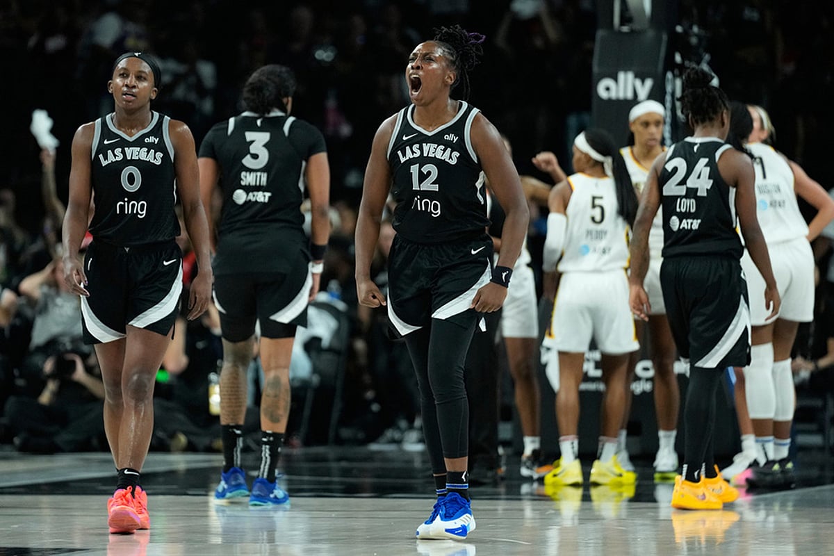 WNBA basketball playoff semifinals series game 2 Las Vegas Aces vs Indiana Fever_Chelsea Gray