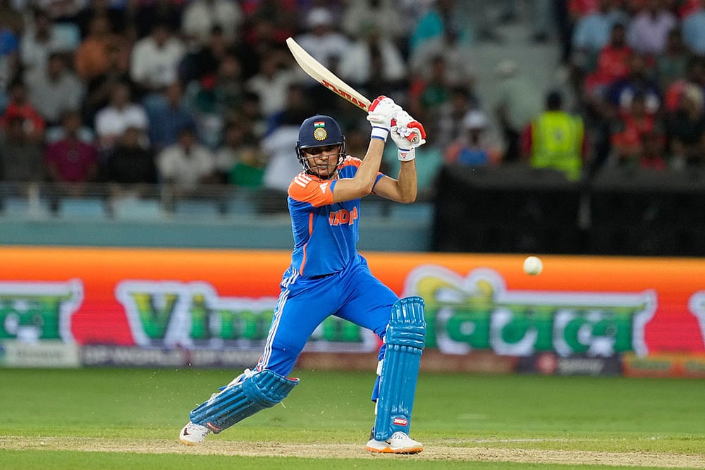 Asia Cup cricket Super 4 match India vs Bangladesh photos_Shubman Gill