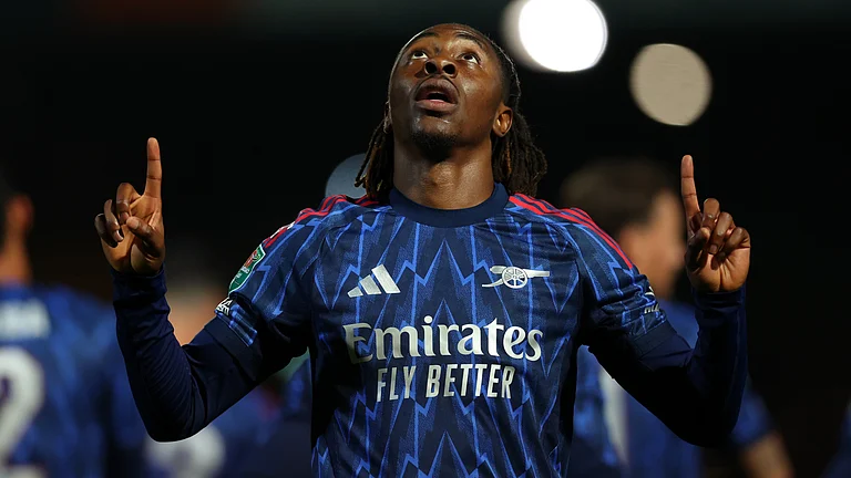 Eberechi Eze celebrates after scoring for Arsenal against Port Vale. - null