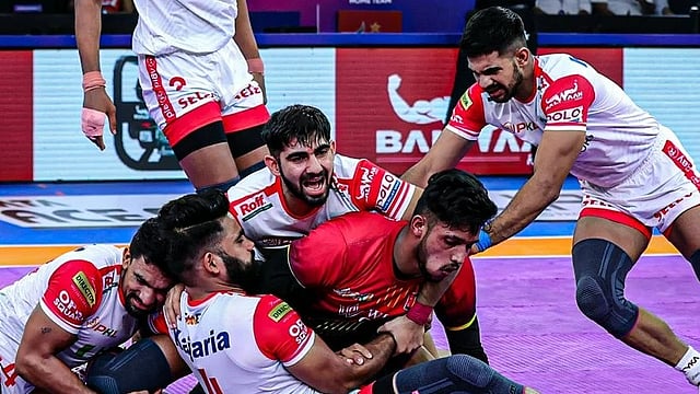 UP Yoddhas Vs Bengaluru Bulls, PKL 2025: Bhavani Rajput Tops Points In 6-5 Tie-breaker Victory In Jaipur