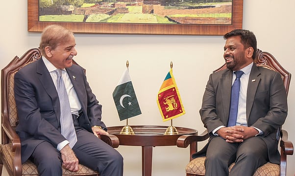 Pakistan PM Shehbaz Sharif Meets Bangladesh's Yunus And Sri Lanka's Dissanayake In New York