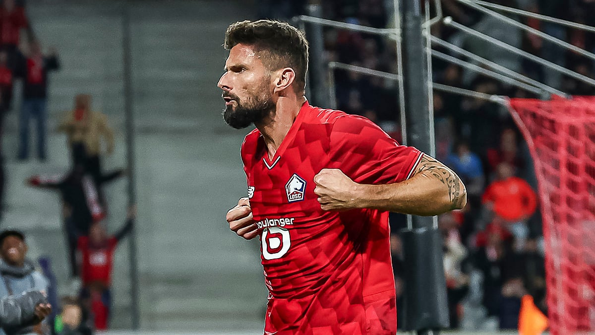 Olivier Giroud celebrates his winner for Lille as they defeat Brann 2-1.
