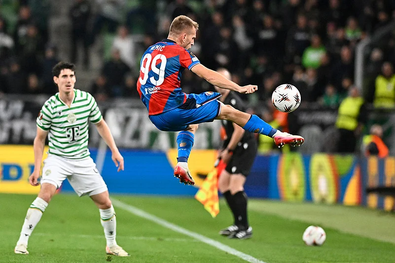 UEFA Europa League soccer Ferencvaros vs Viktoria Plzen_Amar Memic